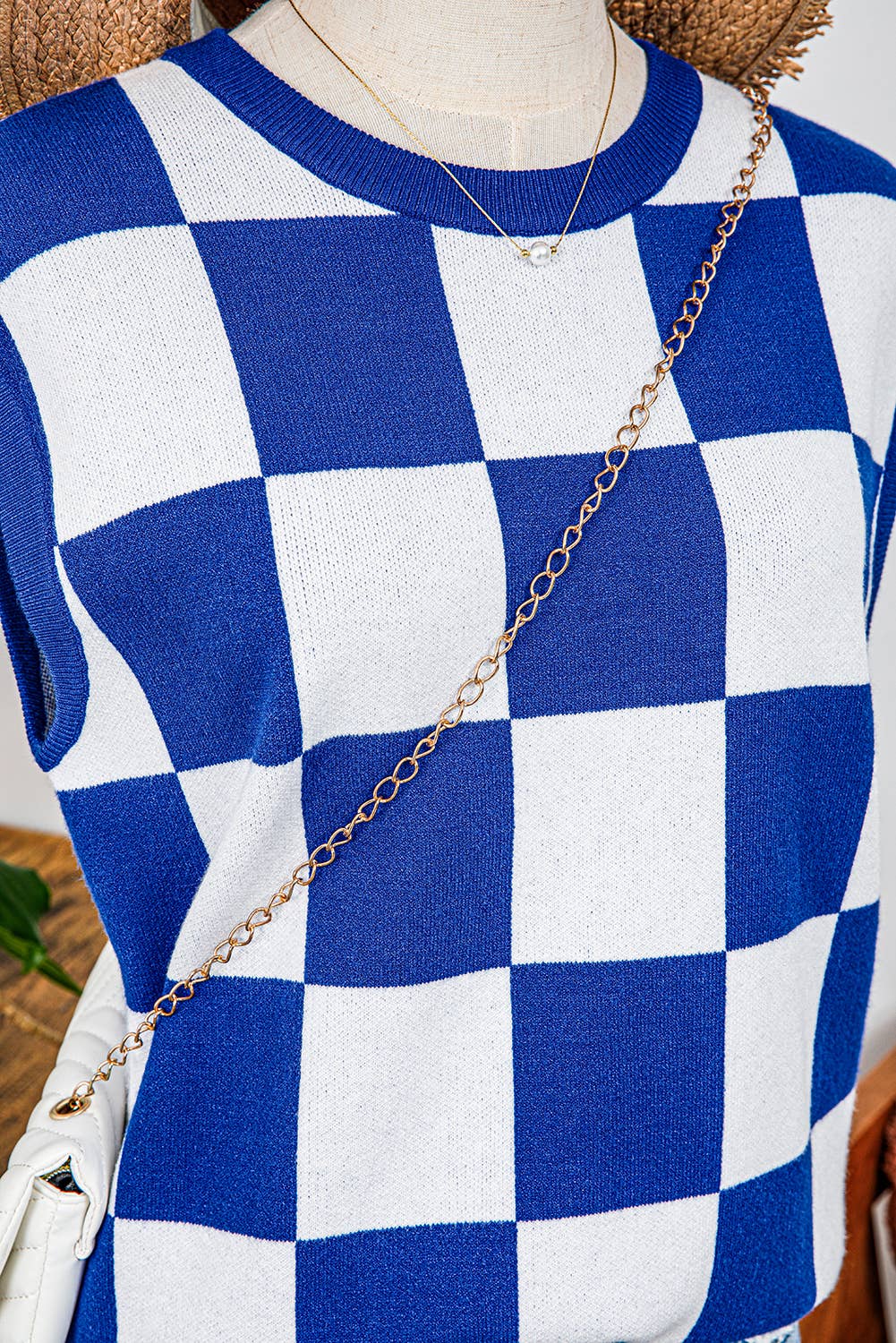 Checker board Round Neck Sweater Vest