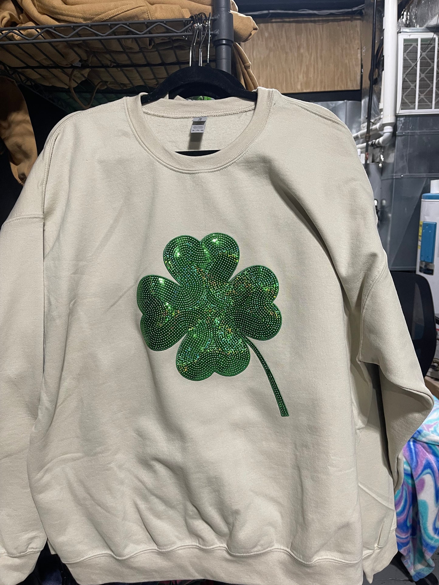 4 leaf clover crewneck