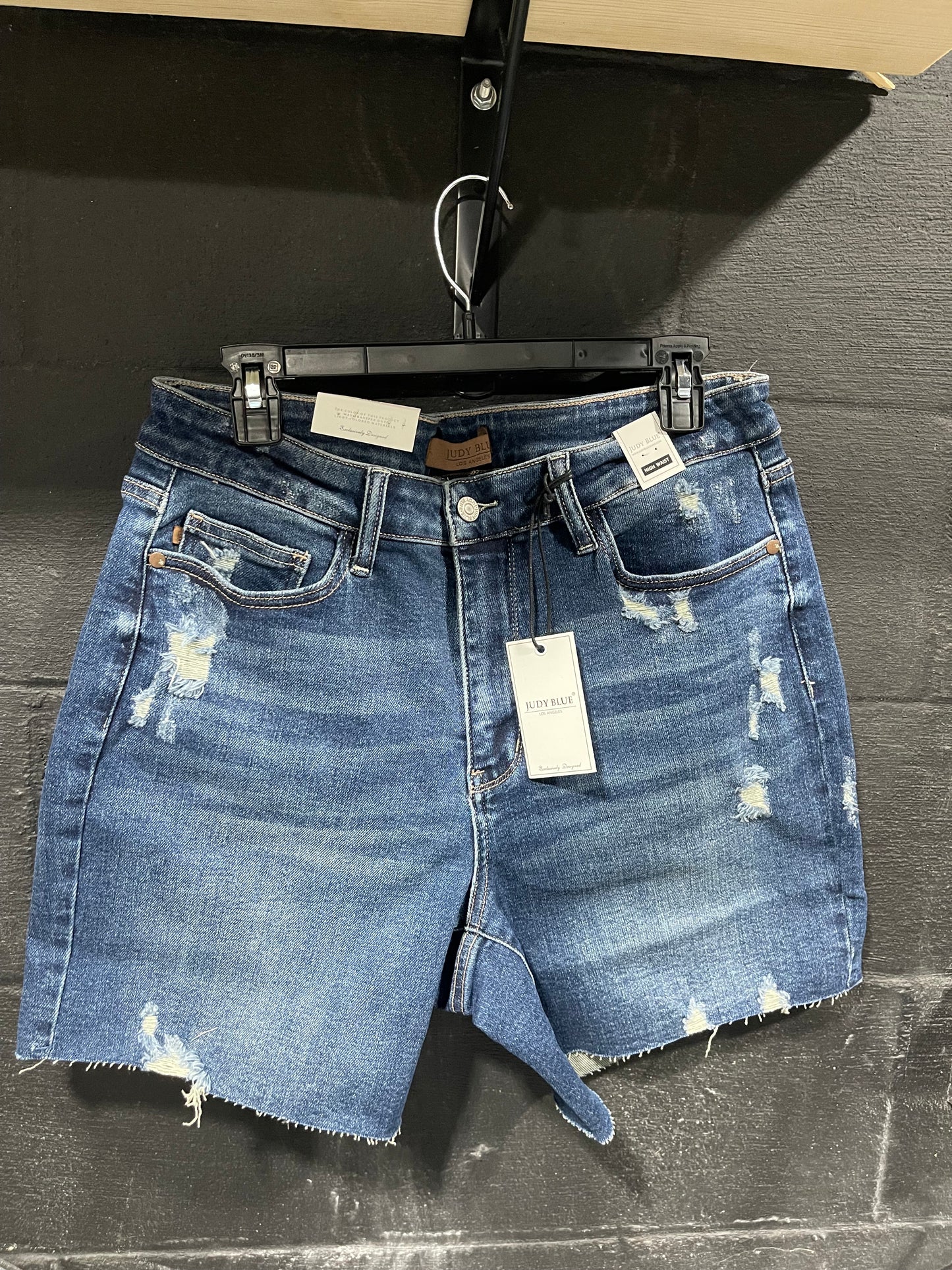 Pulled Judy Blue shorts