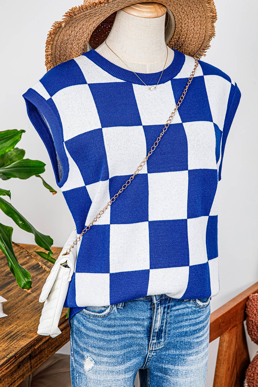Checker board Round Neck Sweater Vest