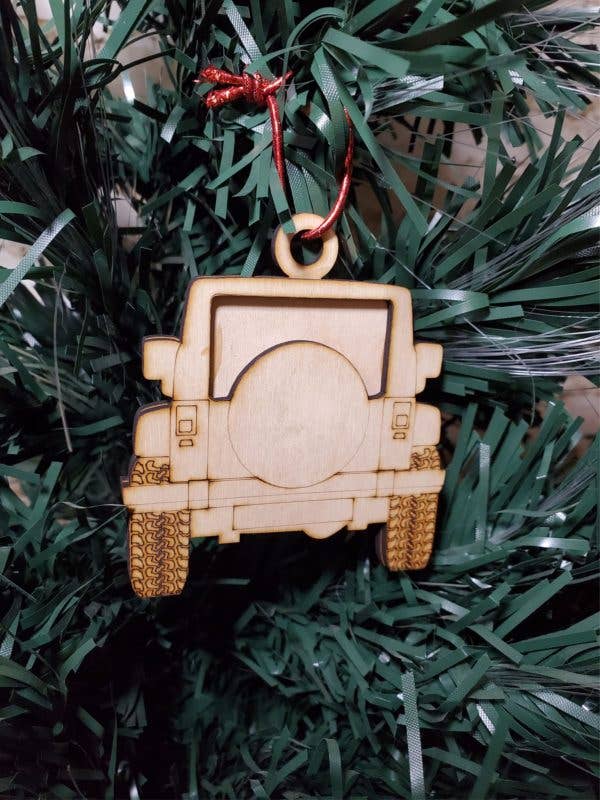 4x4  SUV Ornament