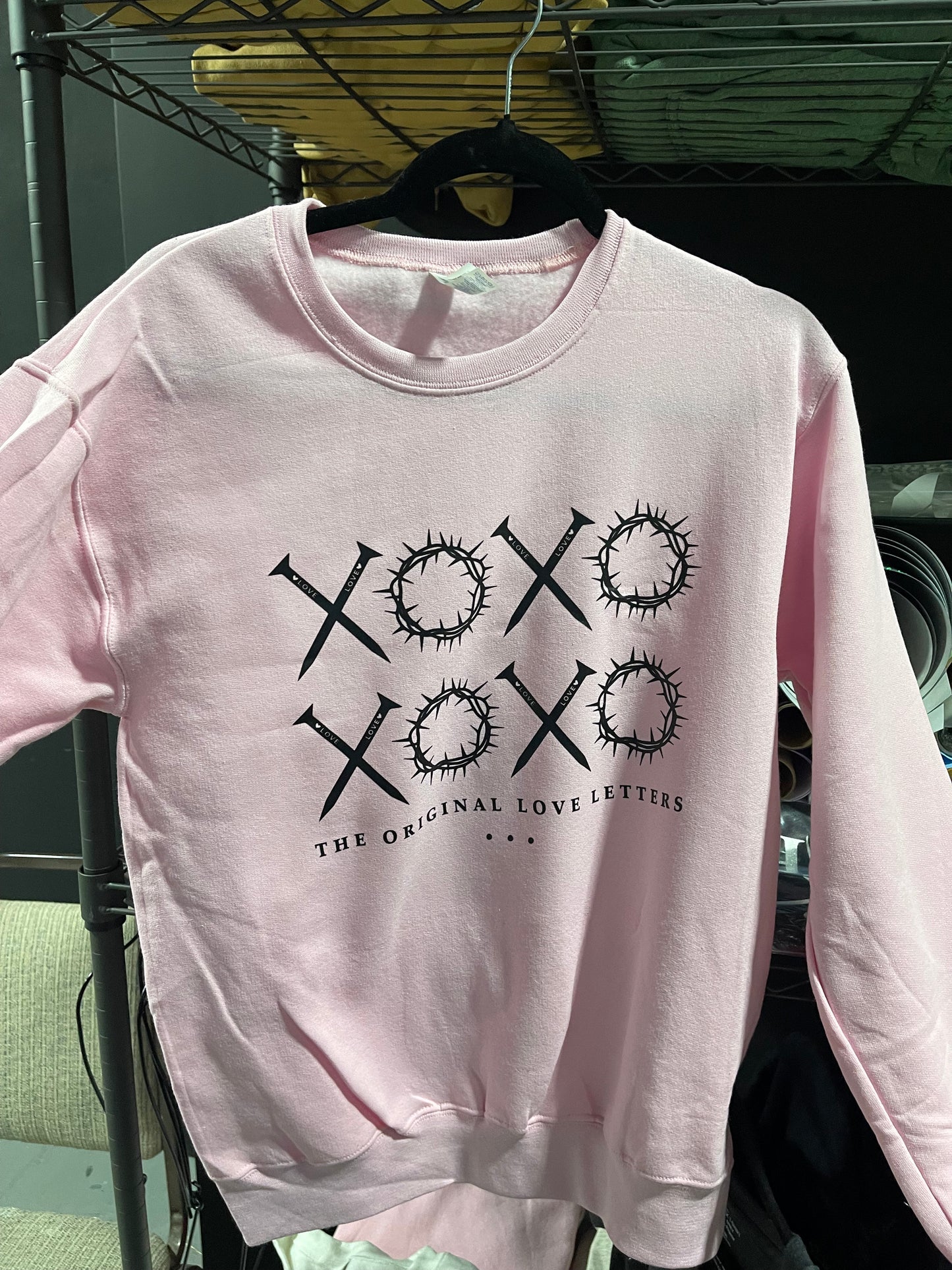 xoxo crewneck