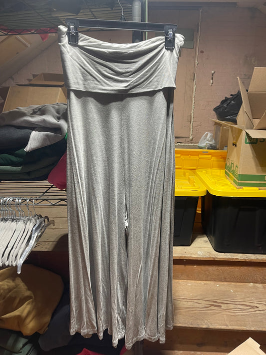 Pulled Pants