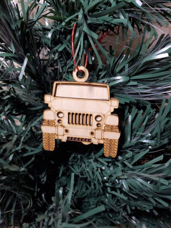 4x4  SUV Ornament