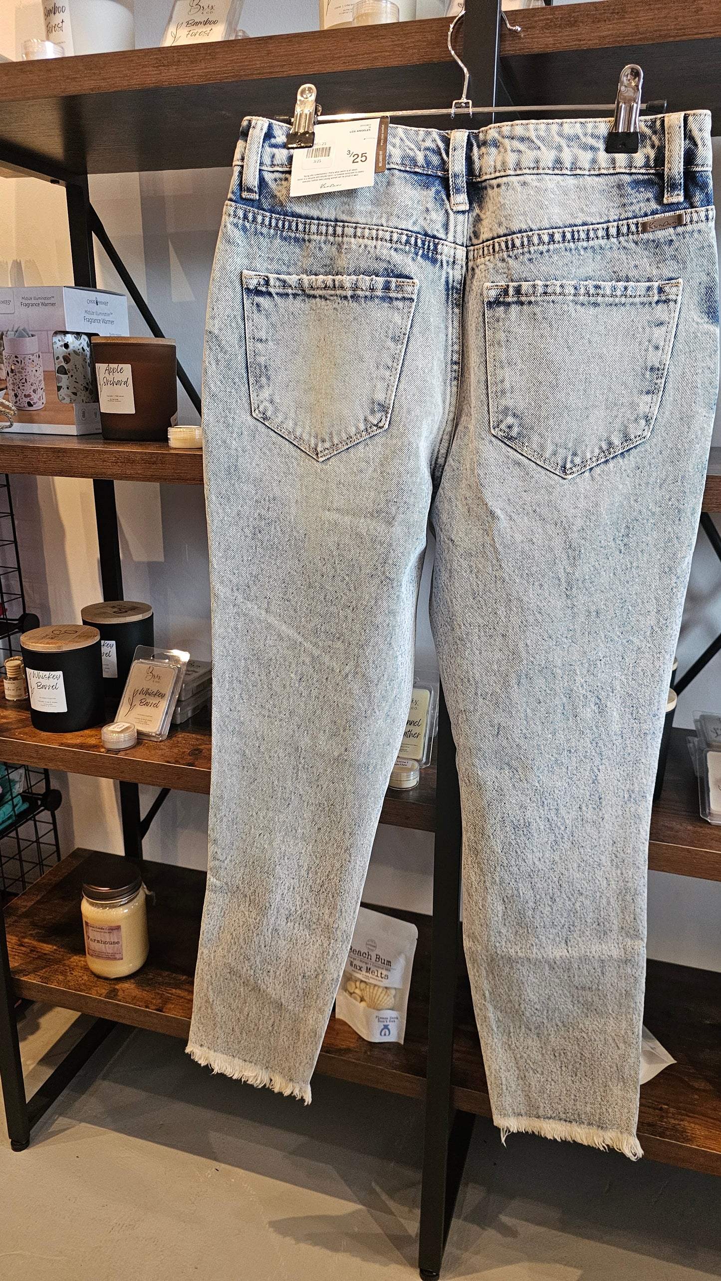 Amy KanCan Jeans